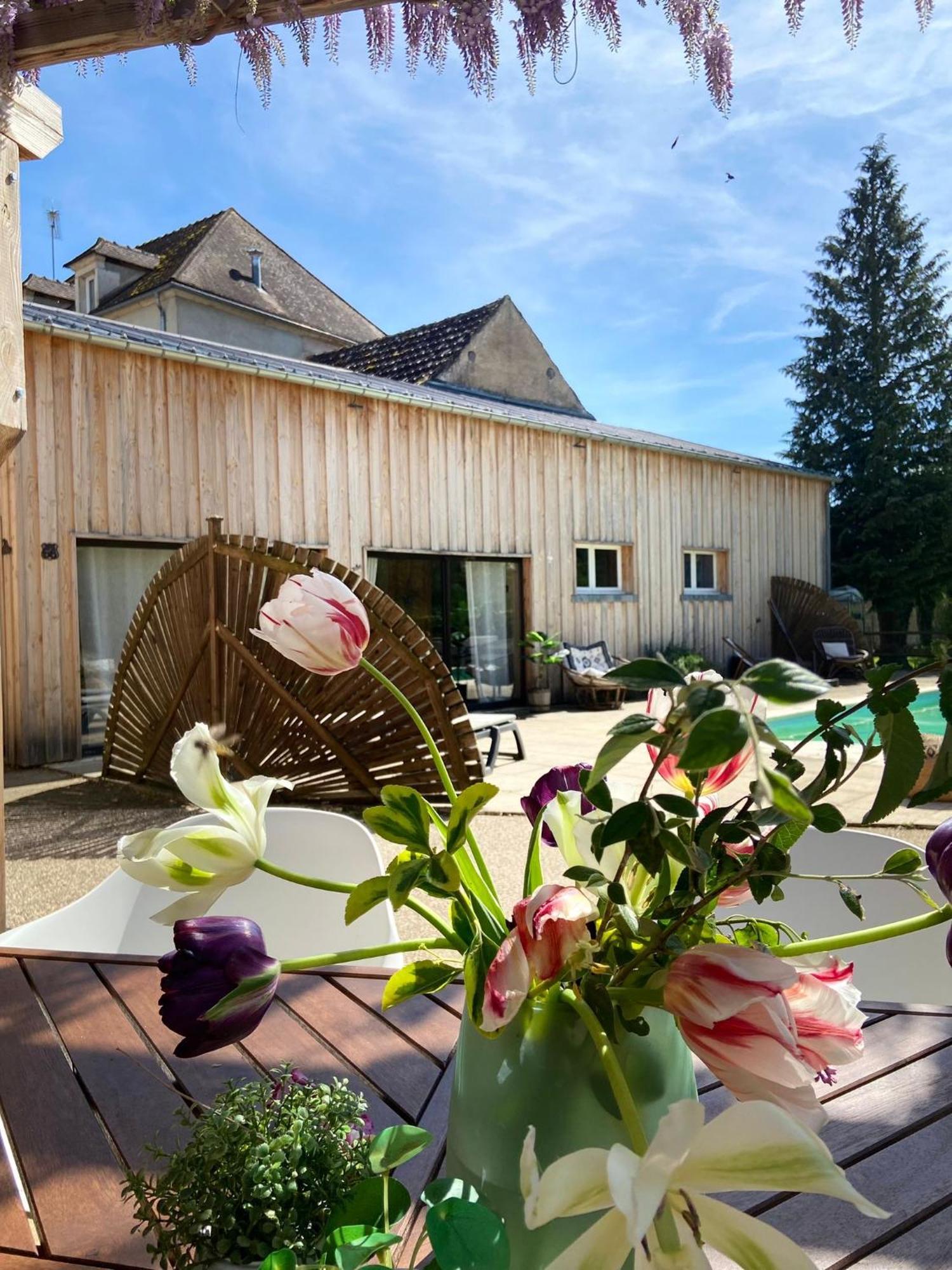 Pool House-L'Hirondelle De Sermizelles- Grand Jardin, Calme Et Nature Aux Portes Du Morvan别墅 外观 照片